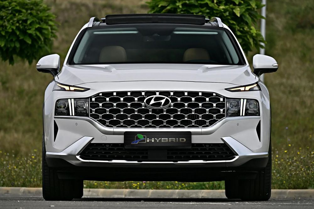 Hyundai Santa Fe ==SIGNATURE EDITION==Panorama==Camera Video==Distronic+Lane+Side==AWD=