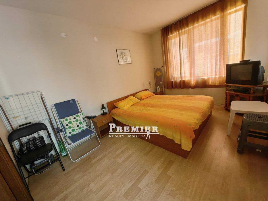 Продава се Двустаен апартамент в к.к. Слънчев бряг - 61 кв.м за 910 €/кв.м - Снимка #1