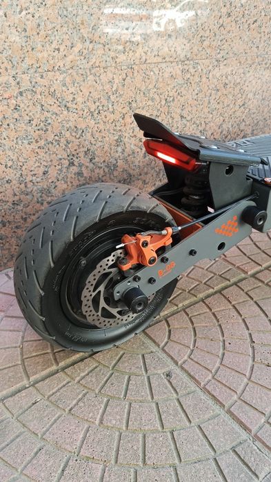 Електрическа тротинетка Kukirin G4