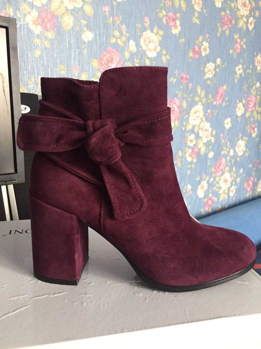 Ботинки сапоги  женские замш новые 38раз., туфли кожа