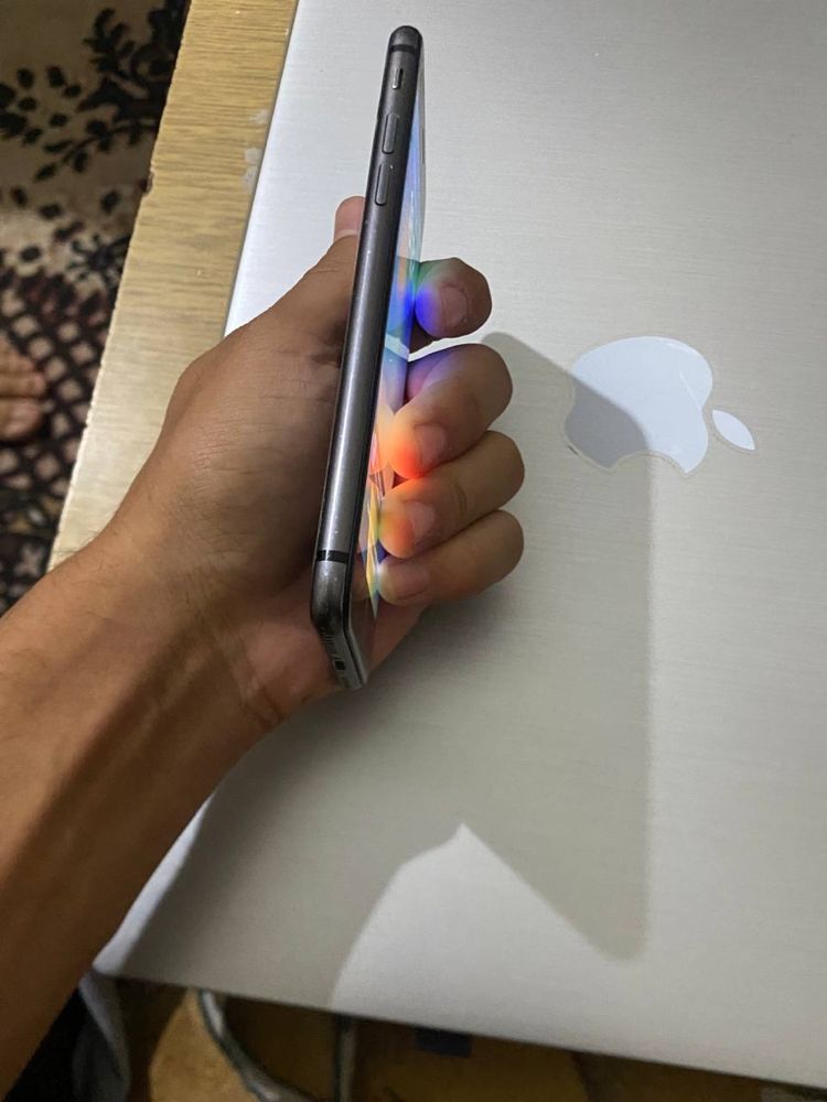srochna sotiladi iPhone 8