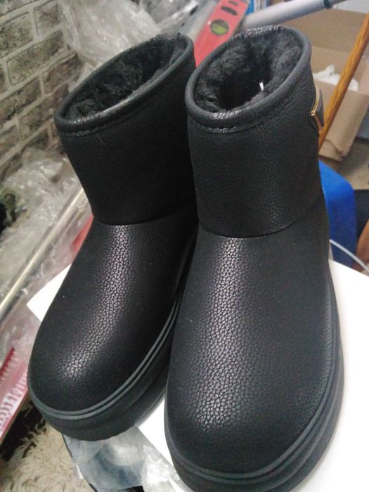 Ghete de iarna, noi, 39,Laura Passini