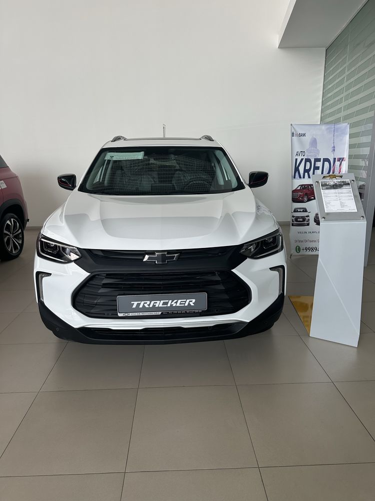 Трекер редлайн новая с автосалона в кредит через банк
