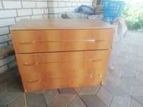 Продам комод, 3 раздвижные полки