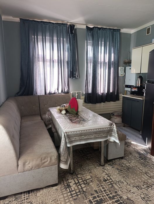 Ўзимни уйимни сотаман.Маклермасман.Ҳовли сотилади,4 сотих ховли