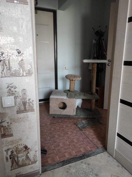 Продам когтеточку б /у