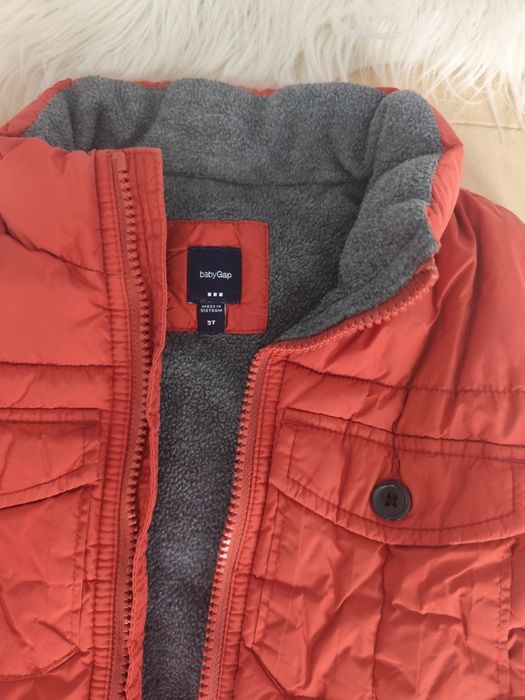 Детски елек Gap за момче 4-5 години