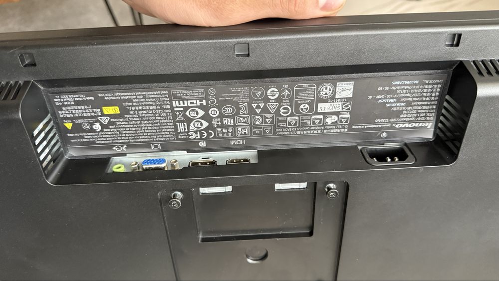 Monitor Lenovo ThinkVision 22inch T2254pC