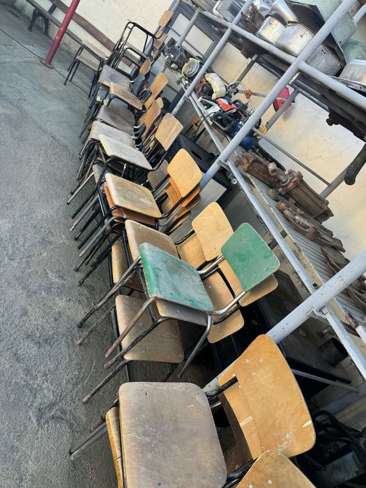 Столове, цена - 10лв бройката