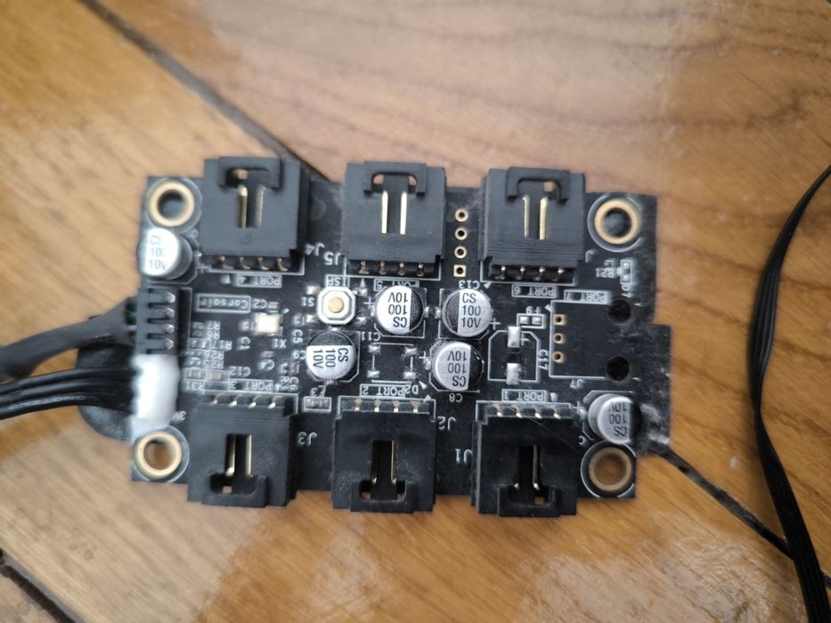 Ventilatoare corsair rgb ML140, banda rgb, lightning node