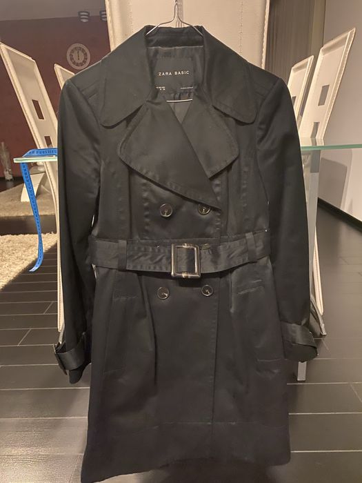 Trenci Mango nou,ne purtat model deosebit,marime M