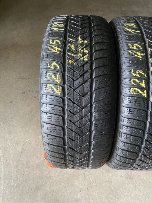 Anvelope iarna 225/45/18 si 255/40/18 Pirelli Sottozero 3 Run Flat