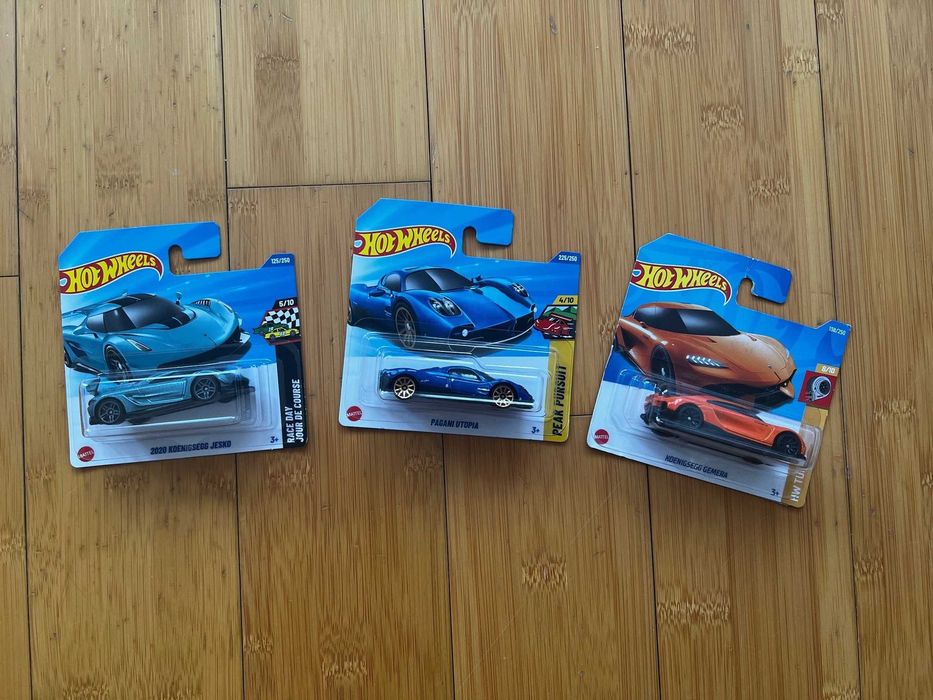 Hot Wheels 2020 Koenigsegg Jesko; Koenigsegg Gemera; Pagani Utopia