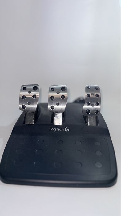 Volan logitech driving Force G29 bun pentru ps5,4,3 si pc