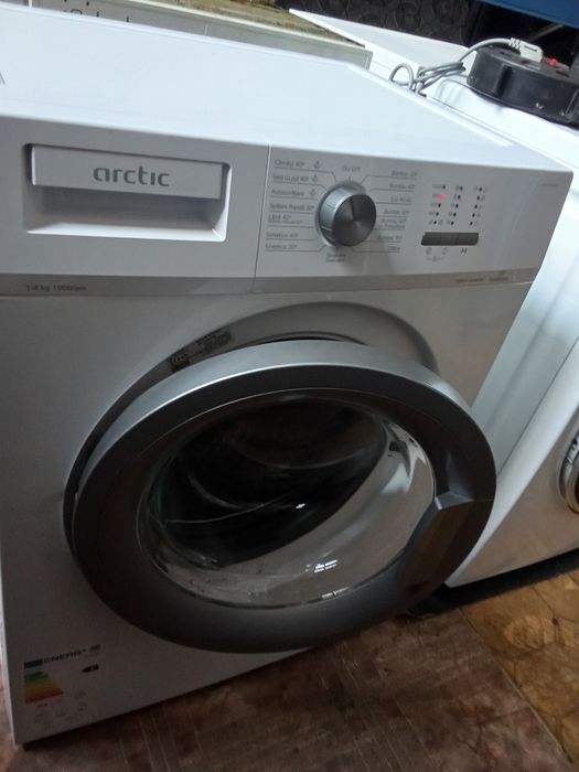 Mașina spălat rufe Artic APL81013XLW3