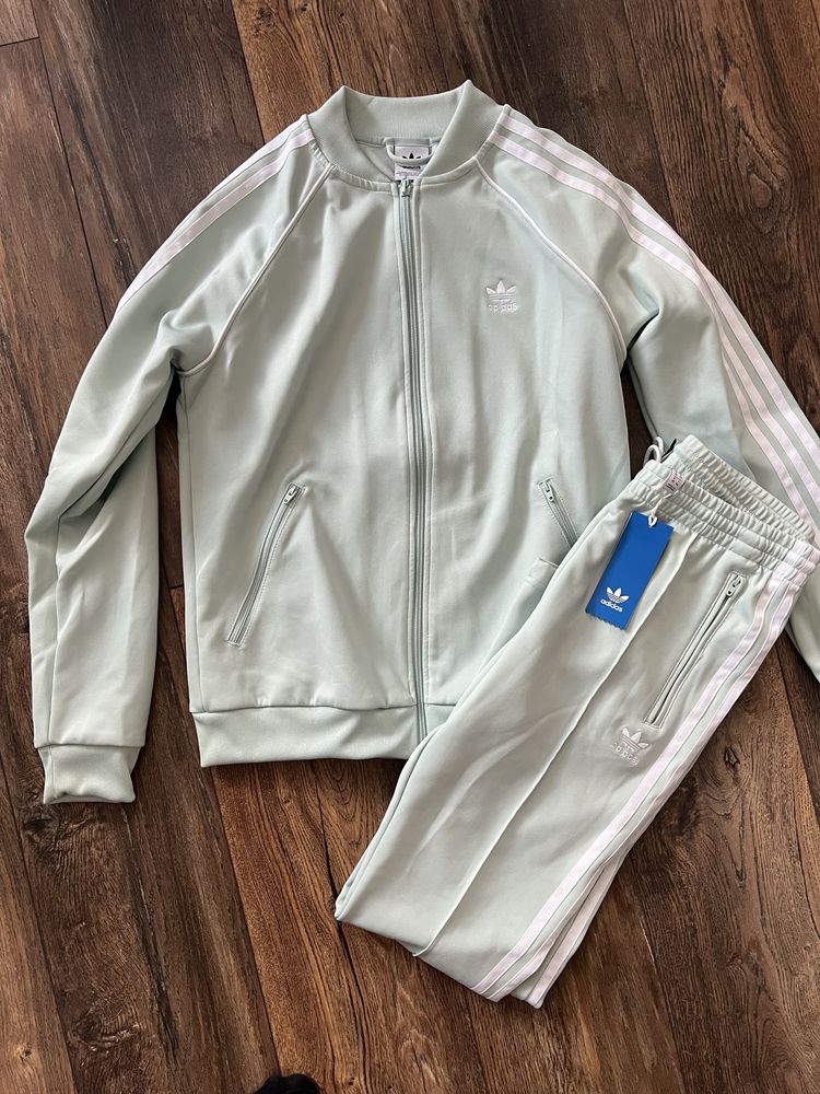 Adidas Originals нов екип