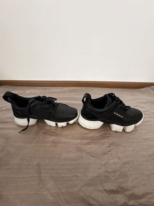 Adidasi Givenchy