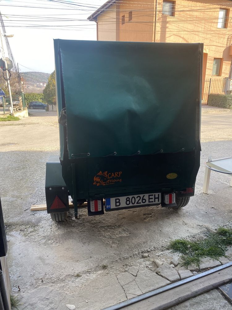 Ремарке за лек автомобил