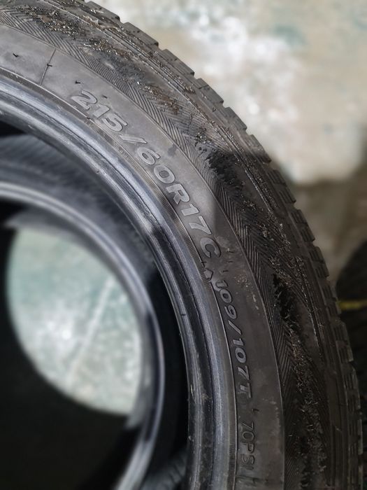 2x 215/60/17C M+S HANKOOK 8MM 2018 Stare impecabila
