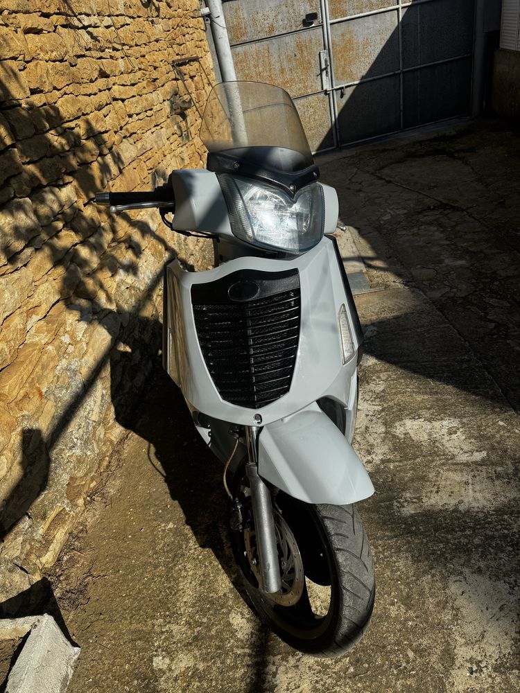 Kymco people  S 300i