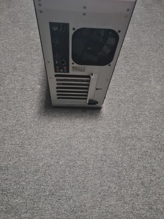 PC GAMING / WORKSTATION - i7-10700KF, RTX 3060 Ti, 32 GB RAM