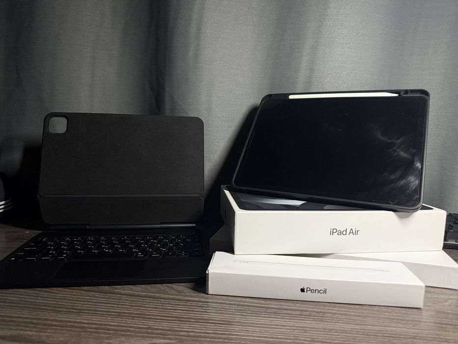 Ipad Air 5 (256Gb, Wi-Fi) + Apple Pencil 2 + Чехол-клавиатура