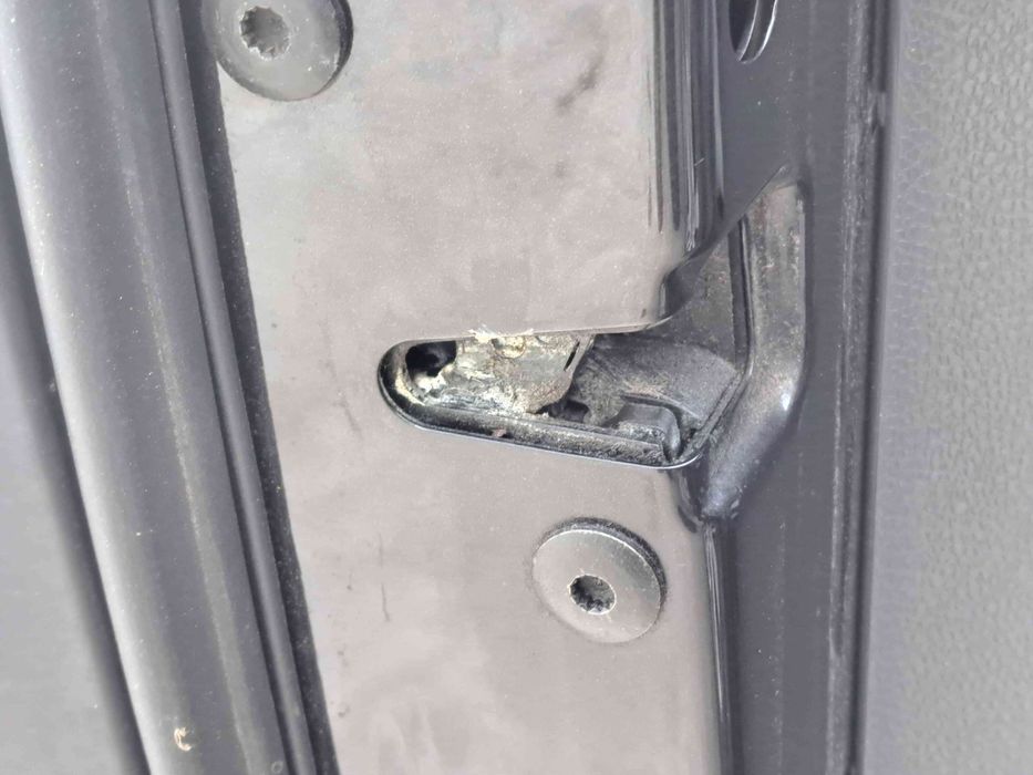 Broasca usa stanga spate Volkswagen Golf 5 (1K1) [Fabr 2004-2008] OEM