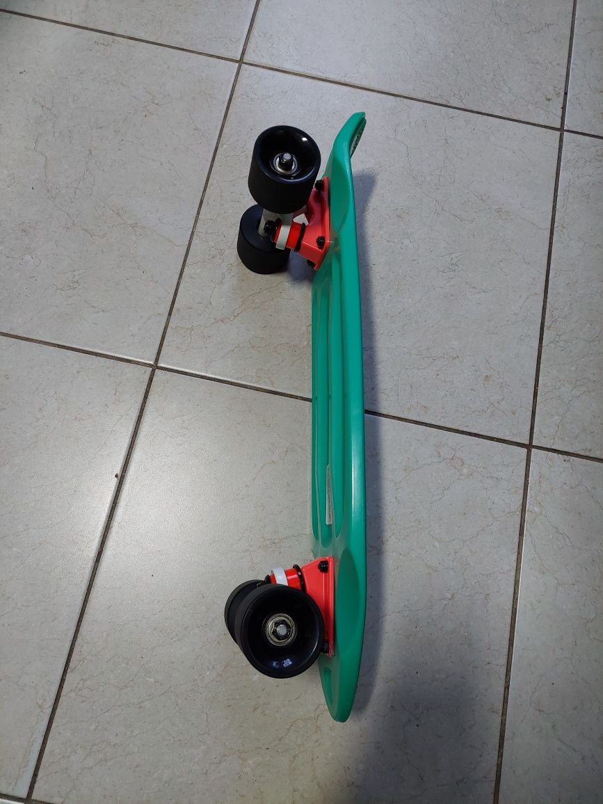 Vând skateboard Yamba