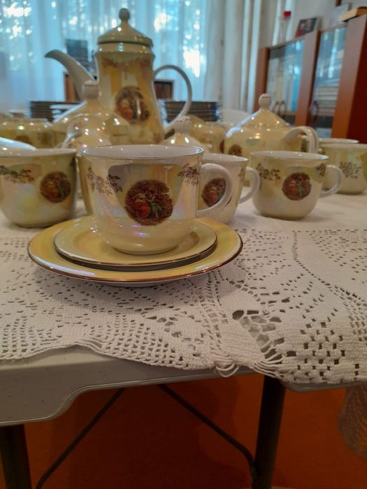 Set vesela / Serviciu de masa si ceai/cafea MADONNA pentru 12 persoane