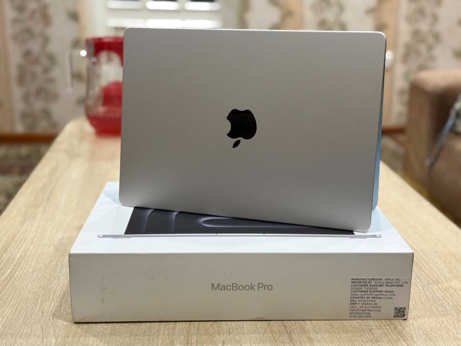 MacBook Pro 14″ M4 24/512 va MacBook Air 15″ M4 24/512 — ideal holatda