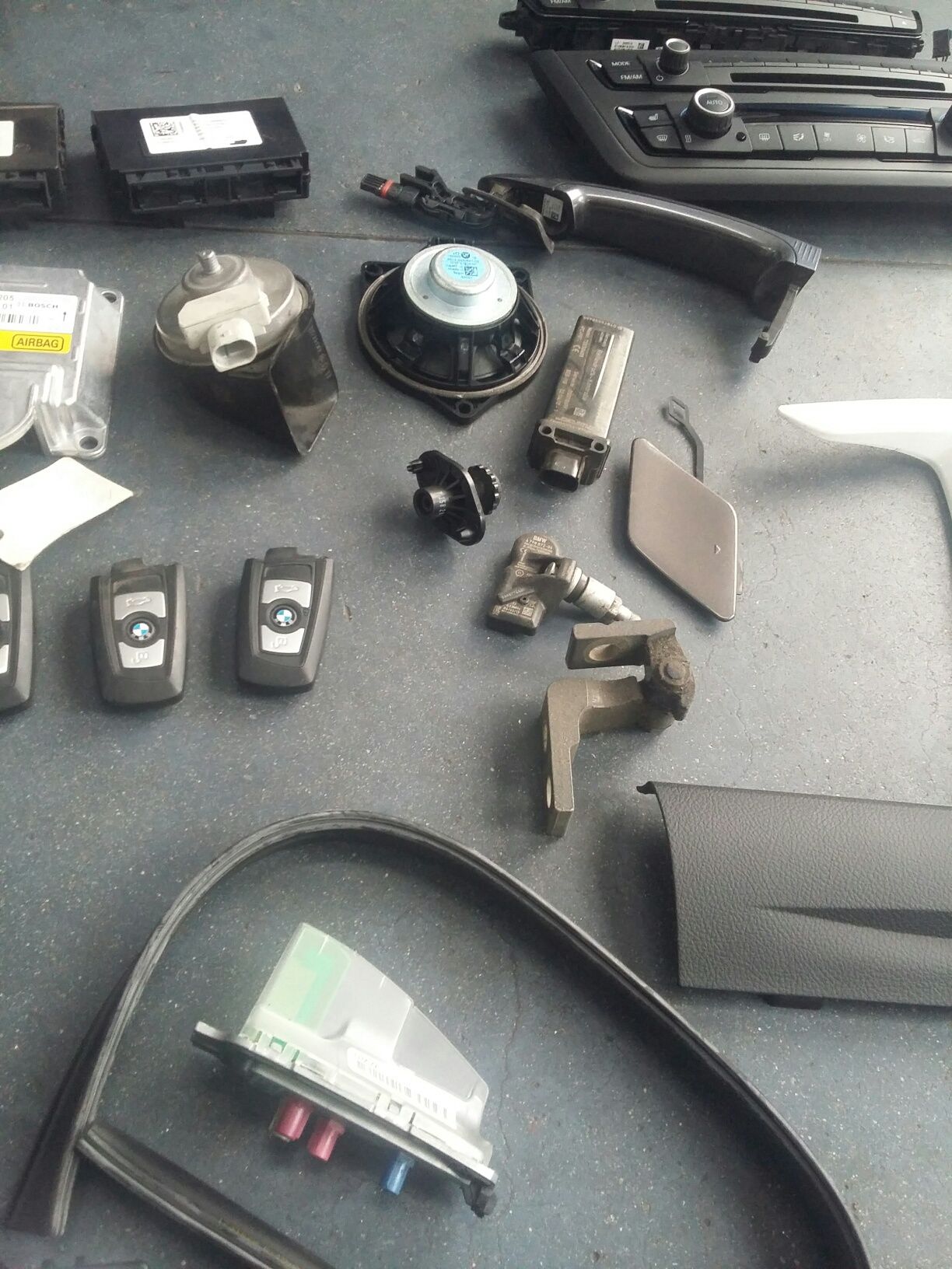 Modul Butoane Piese Bmw f30 calculator bmw seria3