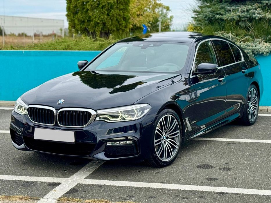 BMW Seria 5 G30/M pack/Trapa/Faruri led/Head up/Cheie display/Km Reali