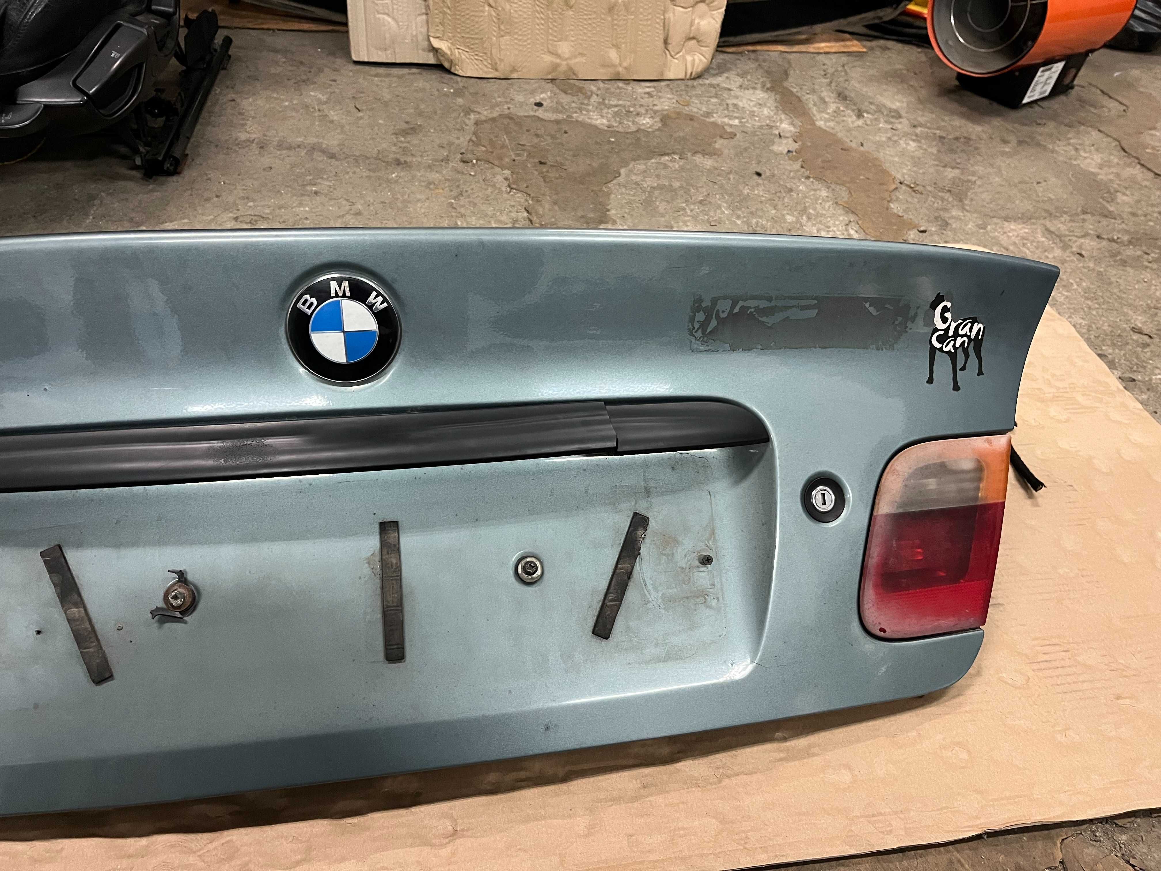 Заден капак за BMW E46 Седан