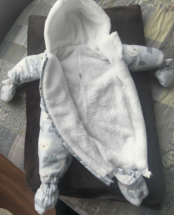 Бебешки космонавт