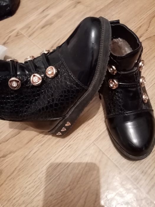 Продам детский обувь