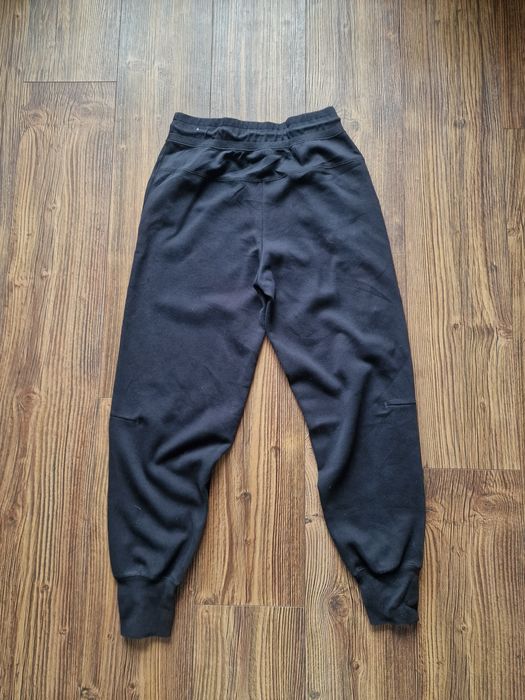 Страхотно мъжко спортно долнище NIKE размер S