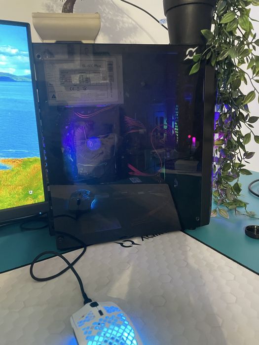 Vand Pc gaming+Monitor