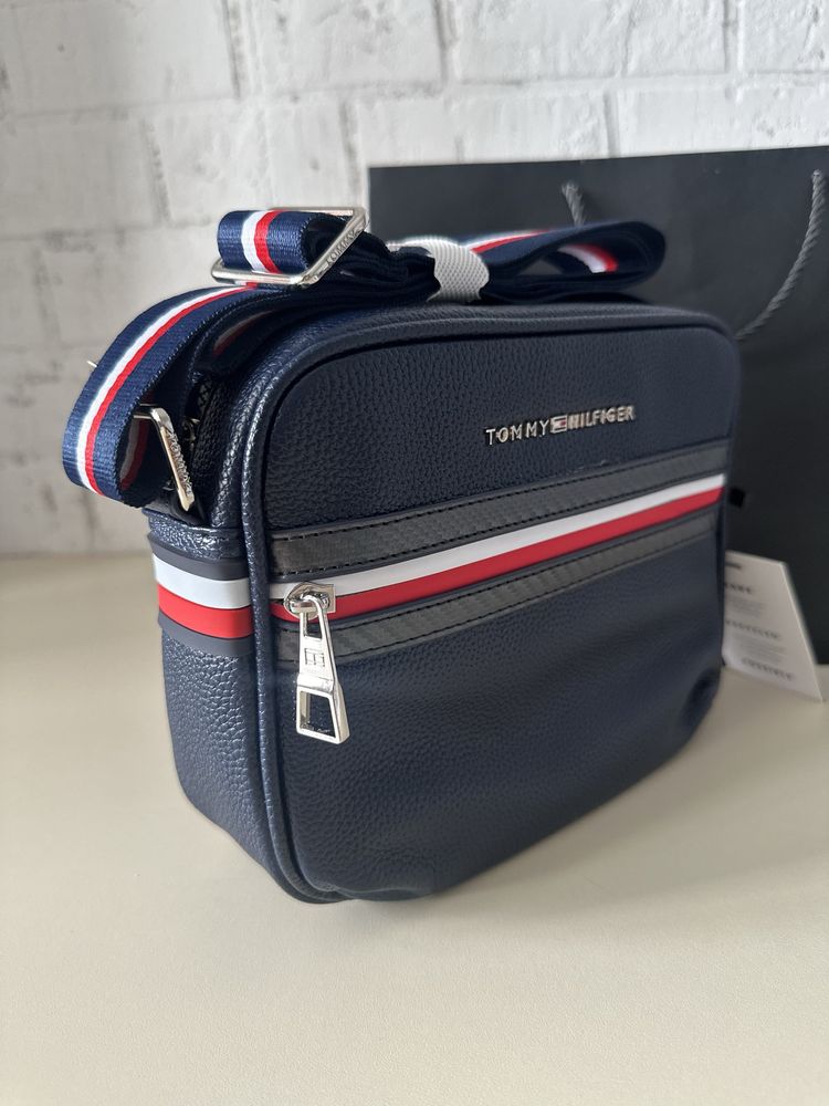 Барсетки Tommy Hilfiger