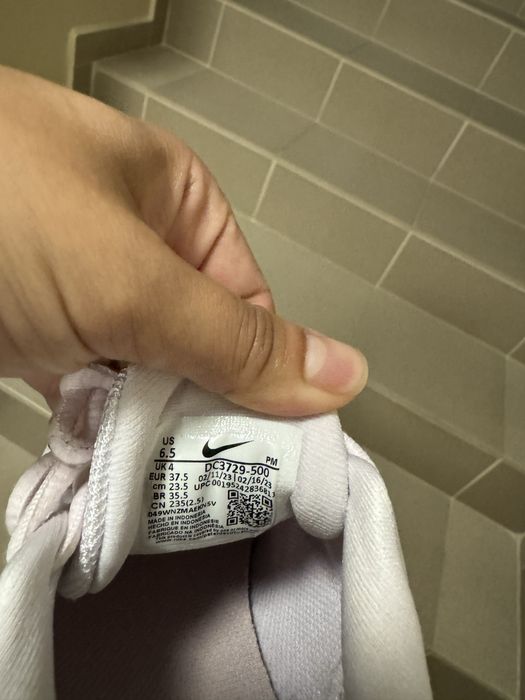 Маратонки NIKE