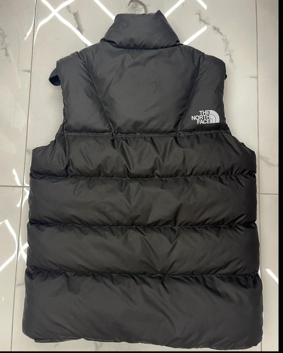 Vând vesta  The North Face
