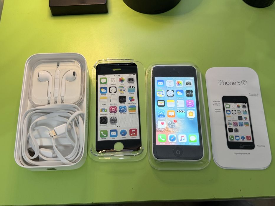 iPhone 5c пълен комплект