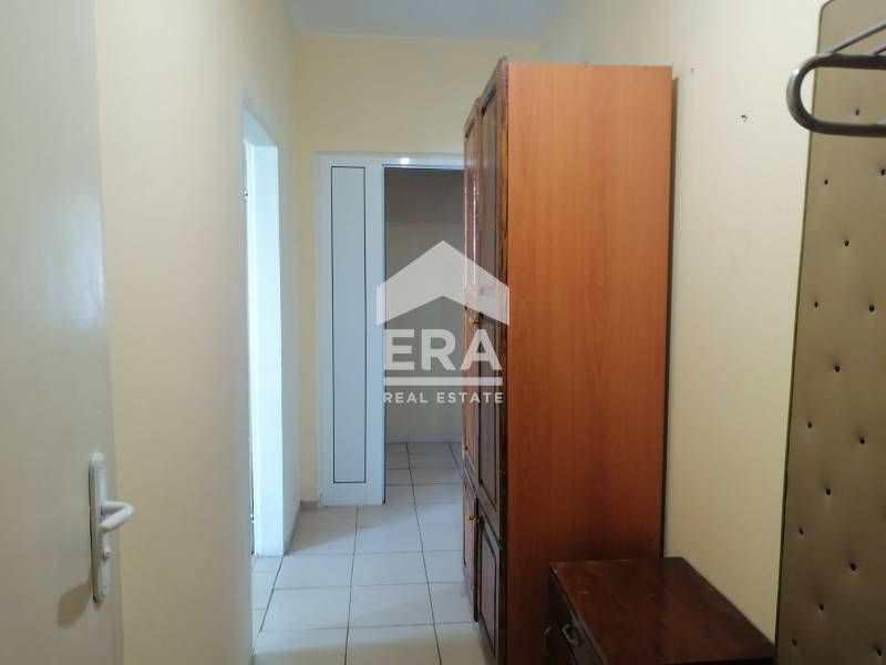 Дава се под наем Тристаен апартамент в Варна, Кайсиева градина - 96 кв.м за 375 € - Снимка #6