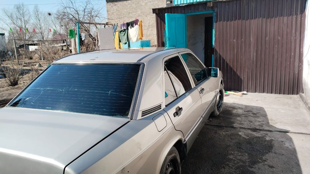 Продам мерседес 190