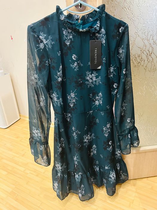 Спортно-елегантна рокличка