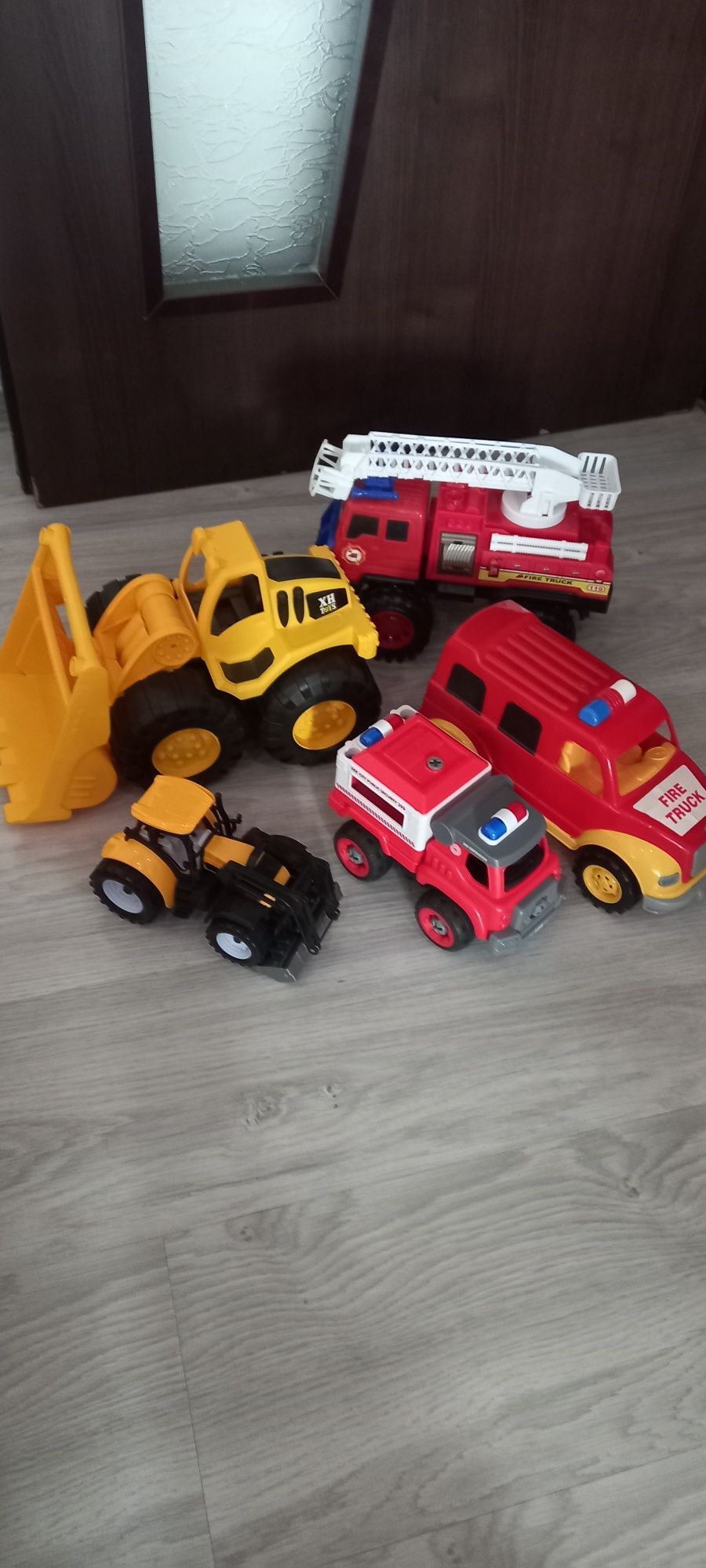 Детски играчки ..