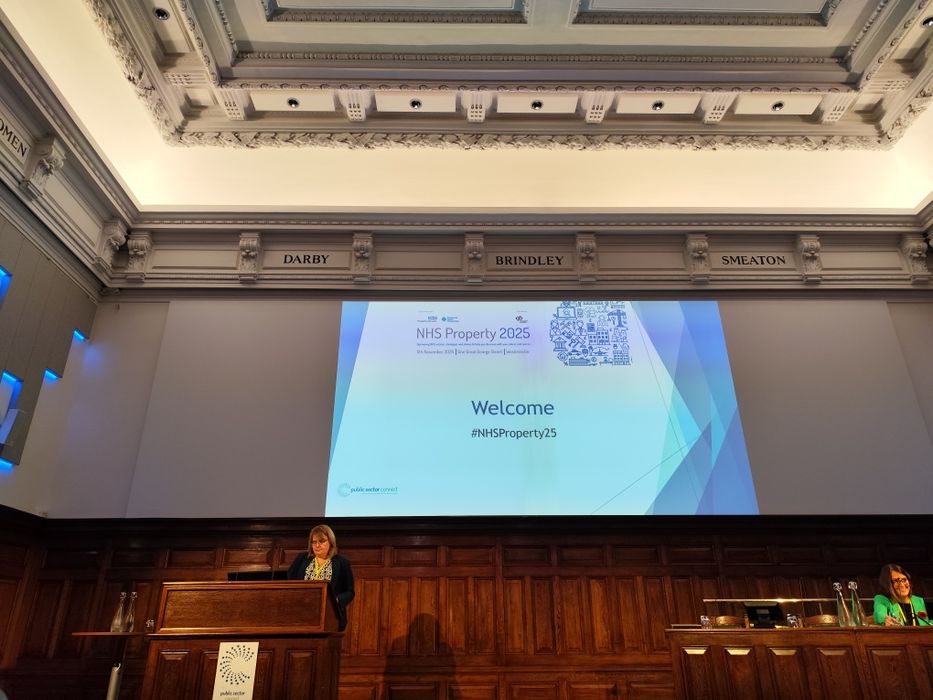 Adidas Rivalry маратонки 42ри, нови