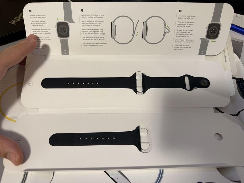 Apple Watch SE (2nd Gen) 40mm Midnight Aluminium GPS