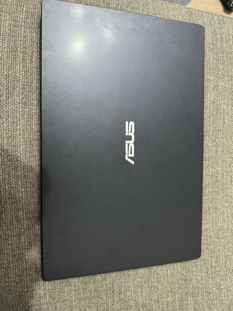 Vand notebook Asus