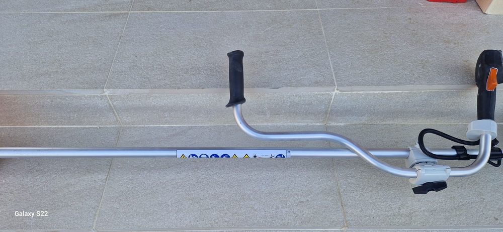 Stihl motocoasă pe acumulator