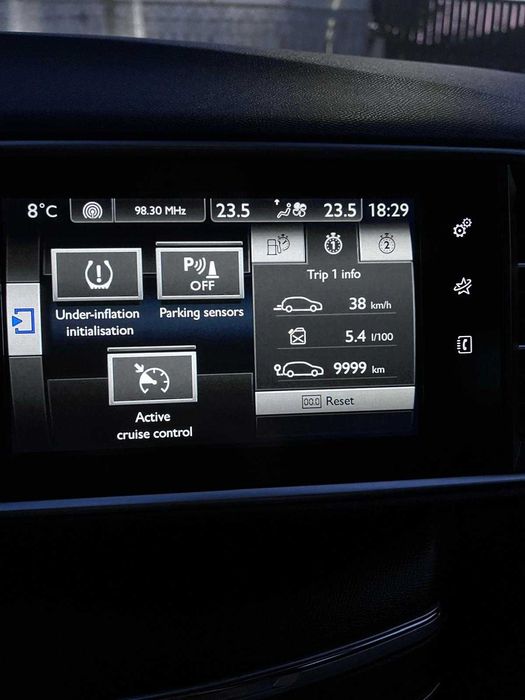 Vand/schimb Peugeot 308 2017 Blue HDI 1.6 120CP usor negociabil